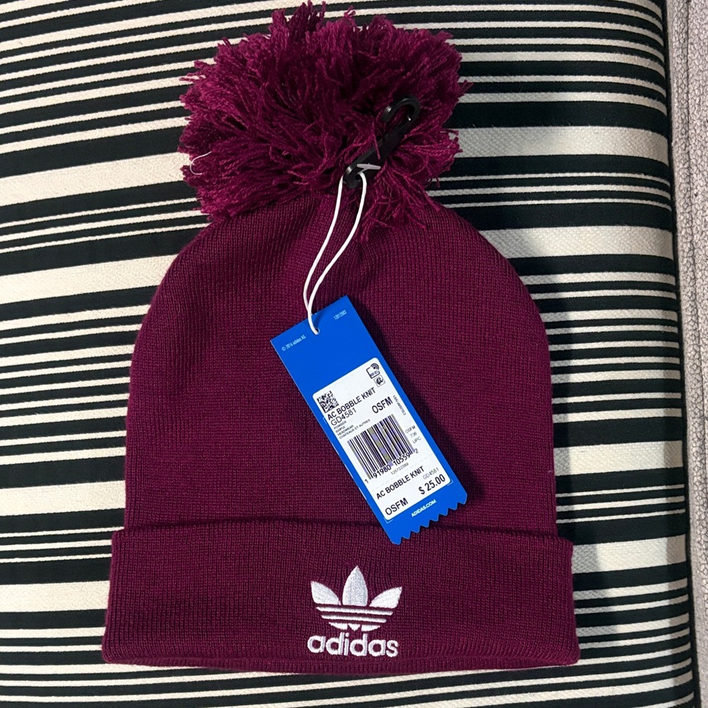 Adidas Women’s Pom-Pom Beanie - Purple